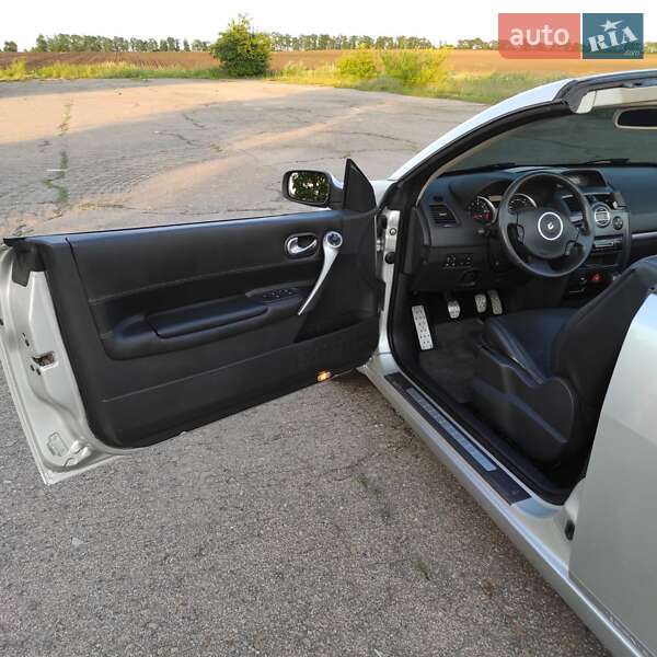 Кабриолет Renault Megane 2006 в Славянске