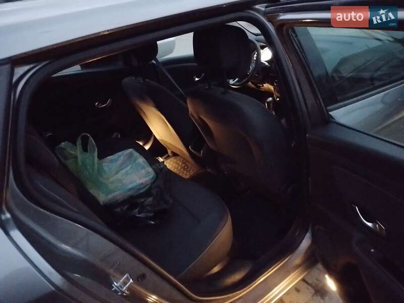Універсал Renault Megane 2011 в Сокирянах
