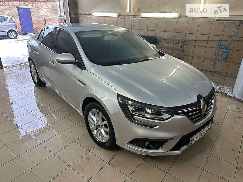 Седан Renault Megane 2020 в Кропивницком