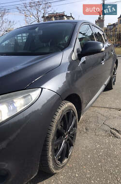Хэтчбек Renault Megane 2008 в 