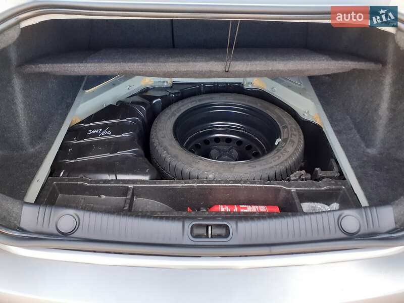 Седан Renault Megane 2004 в Ахтырке