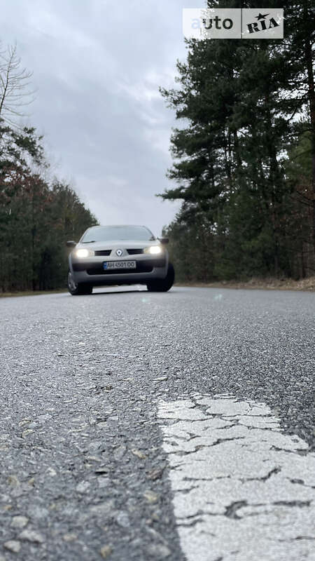 Хетчбек Renault Megane 2003 в Черкаському