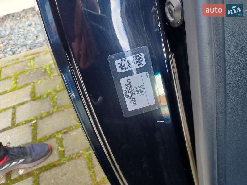 Хэтчбек Renault Megane 2011 в Черновцах фото 6 Хэтчбек Renault Megane 2011 в Черновцах