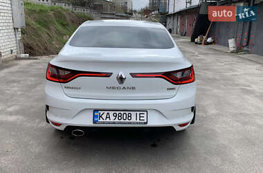 Седан Renault Megane 2016 в 