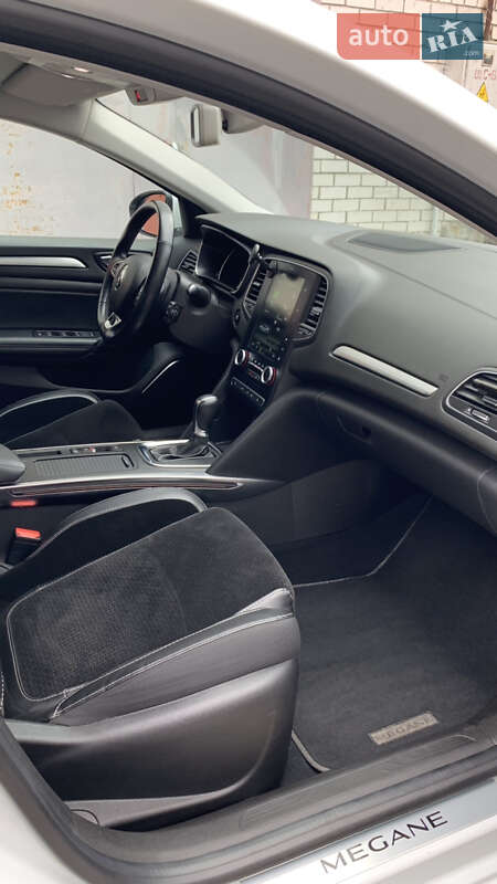 Седан Renault Megane 2016 в Києві