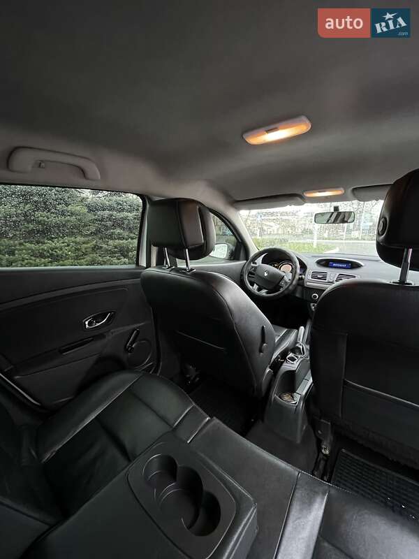 Хэтчбек Renault Megane 2012 в Одессе