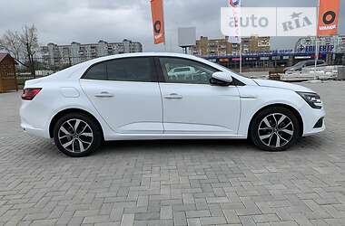Седан Renault Megane 2021 в 