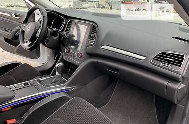 Седан Renault Megane 2021 в 