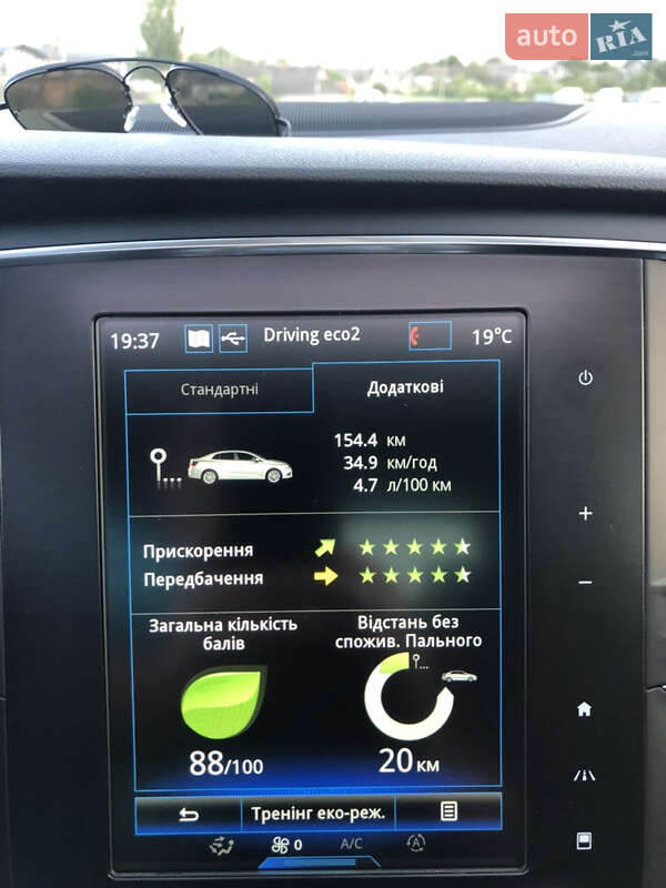 Седан Renault Megane 2019 в Новій Одесі