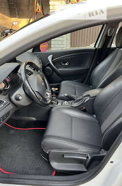 Хетчбек Renault Megane 2015 в 
