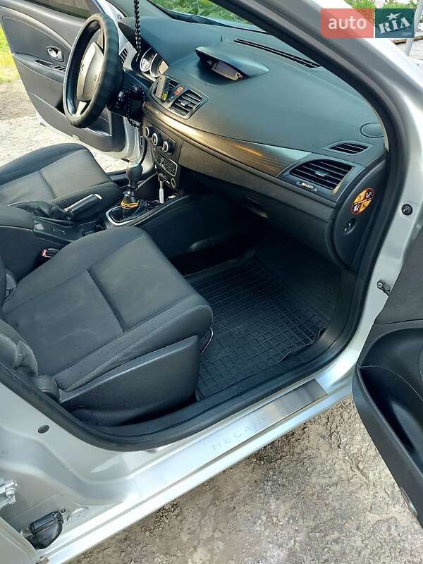 Універсал Renault Megane 2010 в Дніпрі