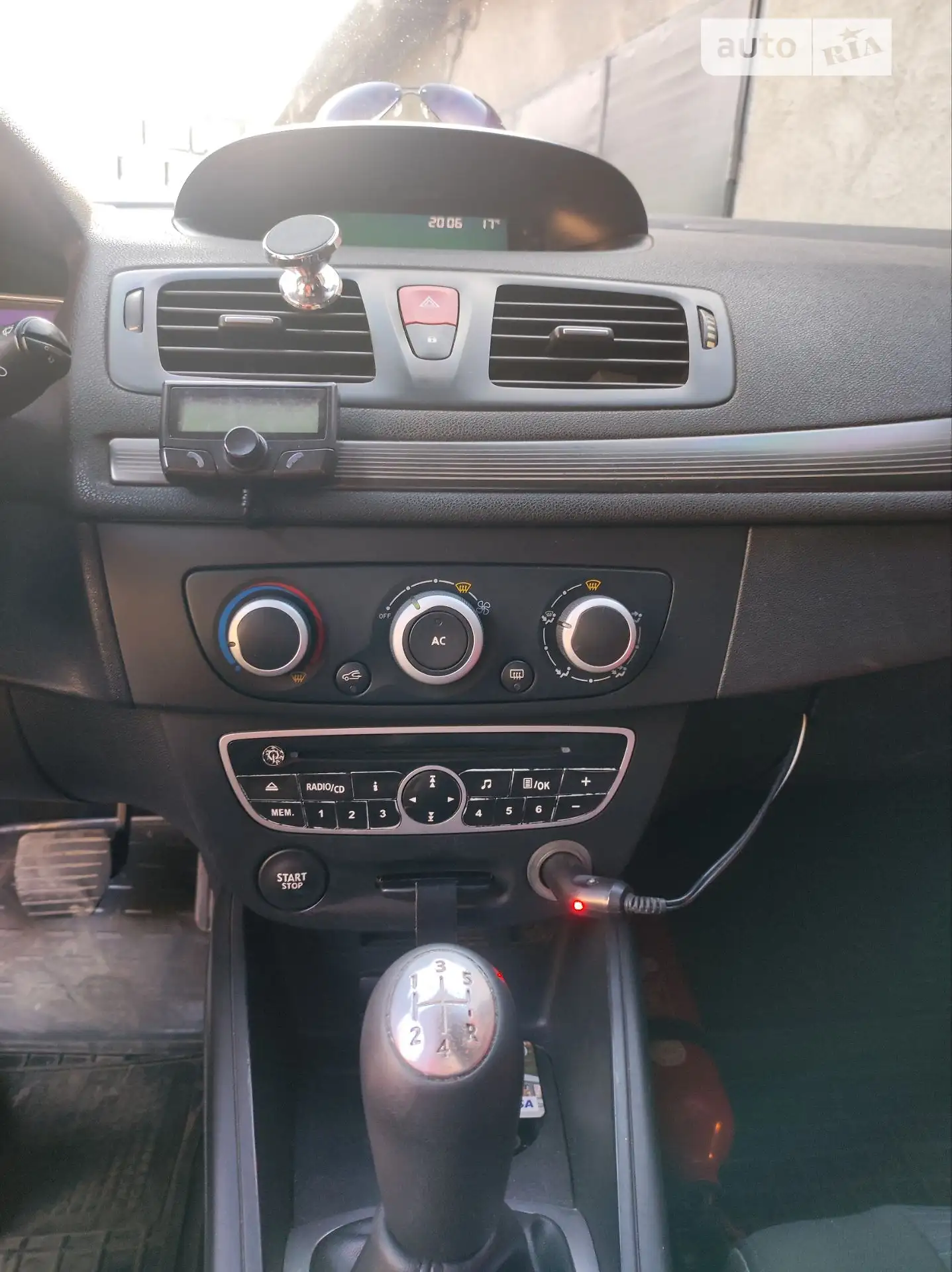 2010 Renault Megane - мініатюра 4