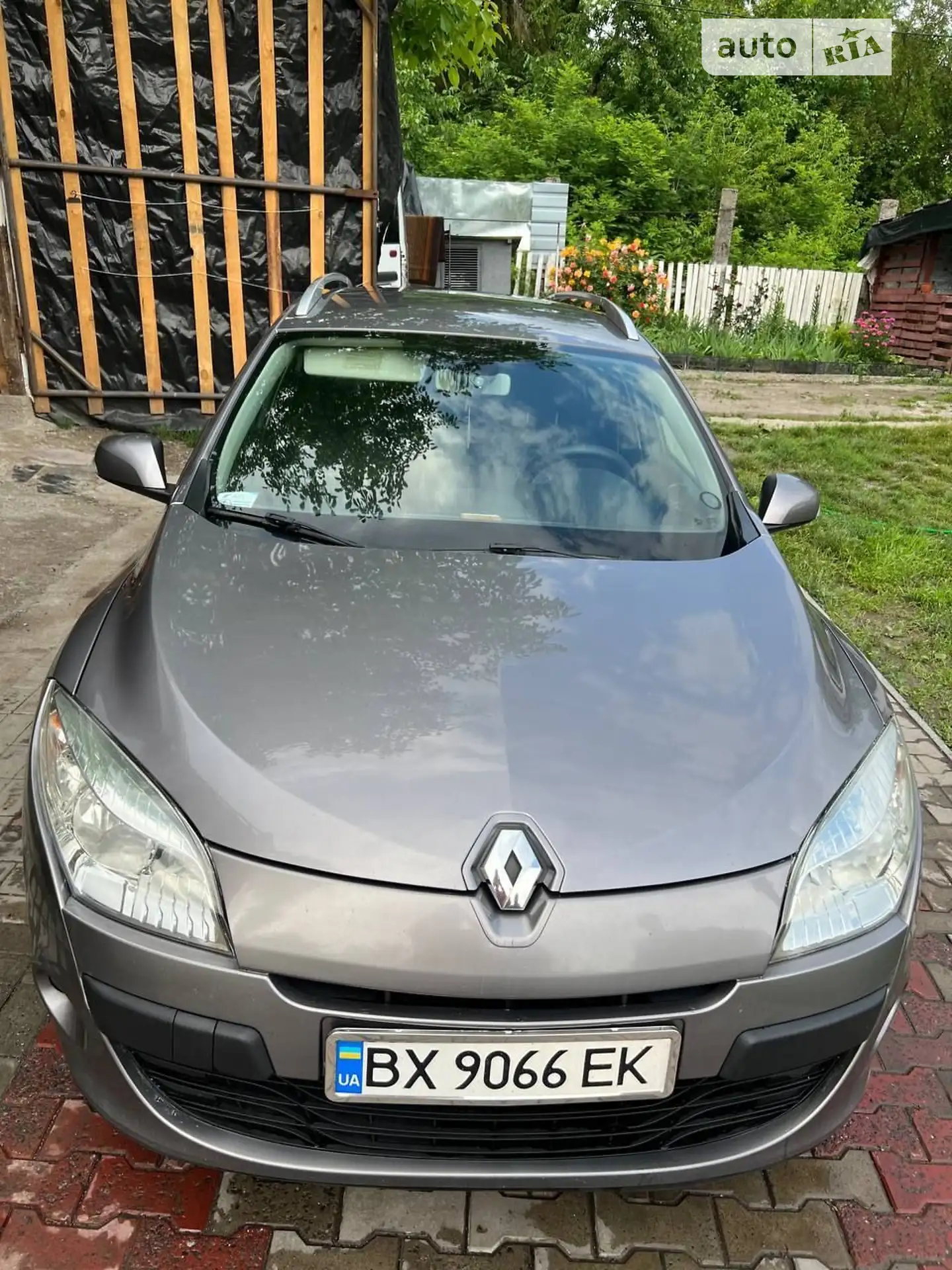 2010 Renault Megane - мініатюра 21