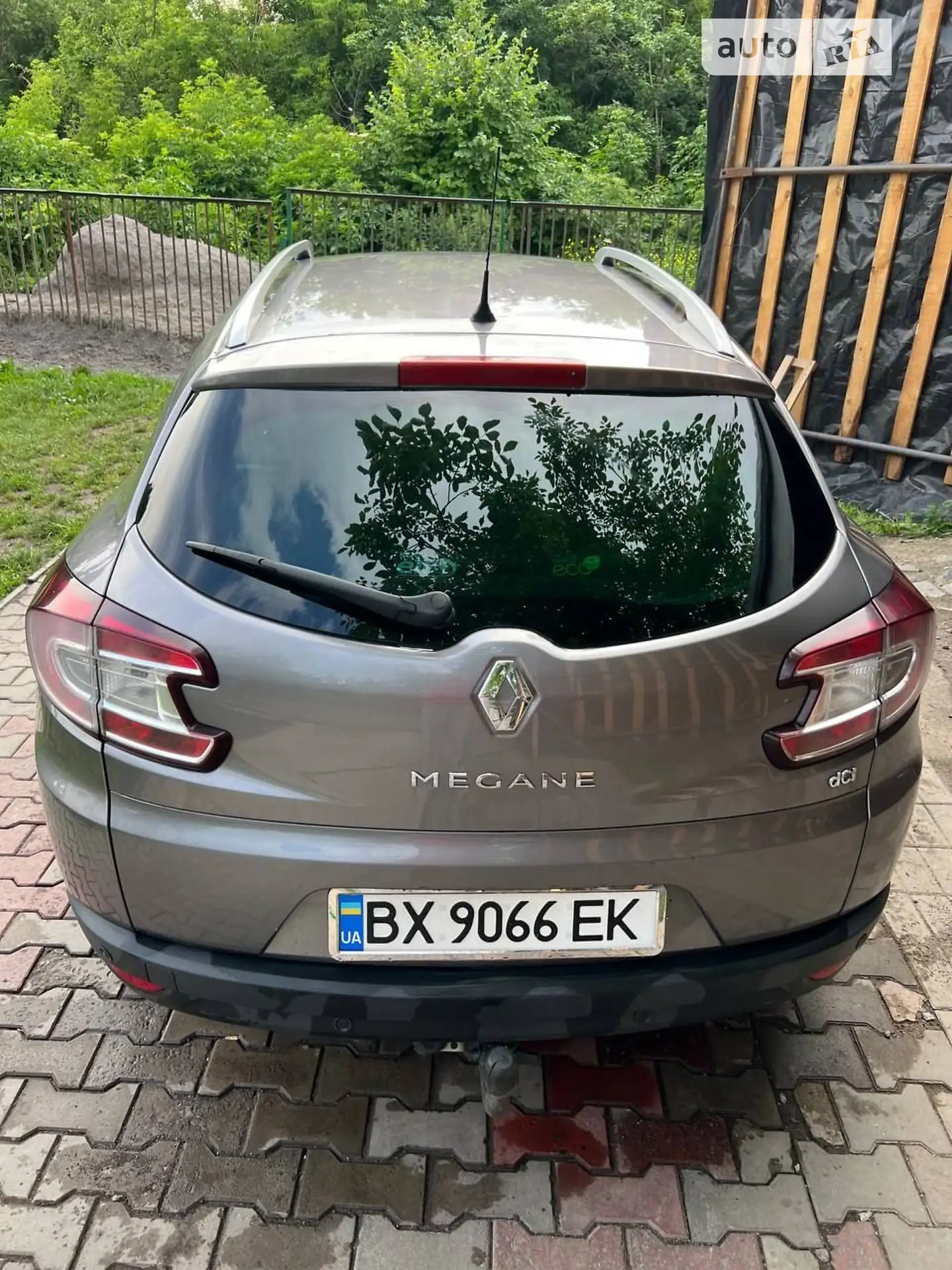 2010 Renault Megane - мініатюра 3