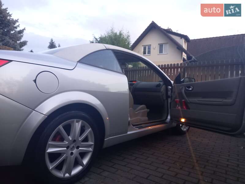 Кабріолет Renault Megane 2004 в Іршаві