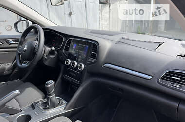 Хэтчбек Renault Megane 2021 в 