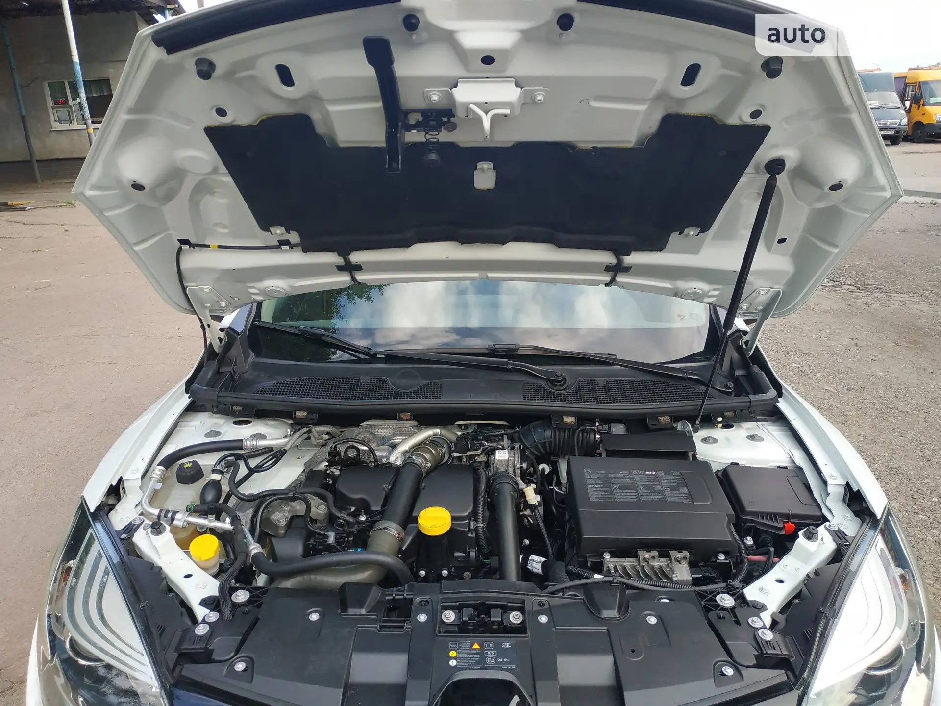 2014 Renault Megane - мініатюра 32