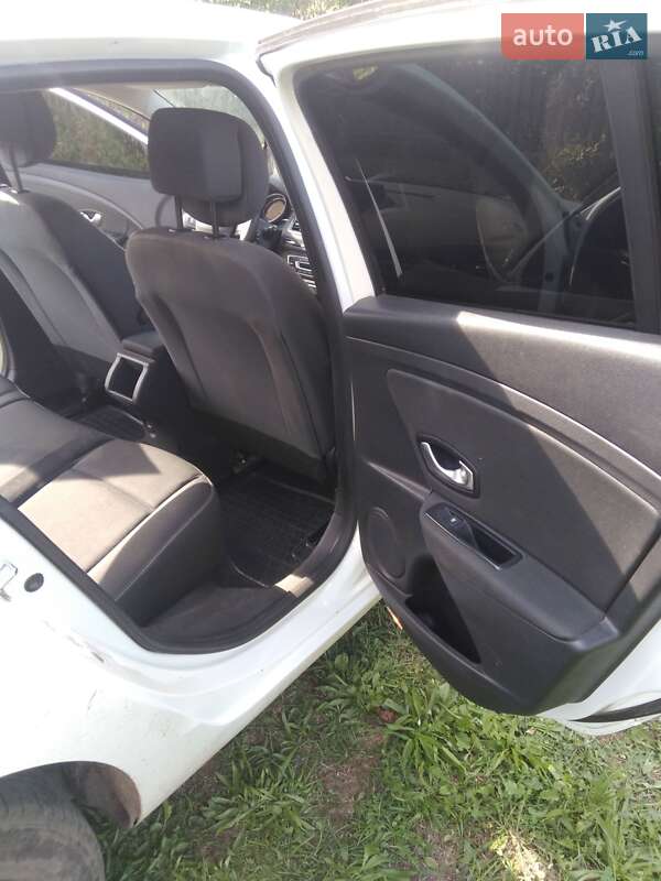 Хэтчбек Renault Megane 2010 в Иршаве