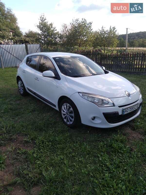 Хэтчбек Renault Megane 2010 в Иршаве