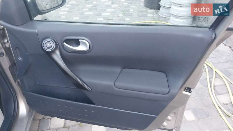 Седан Renault Megane 2008 в Ходорове