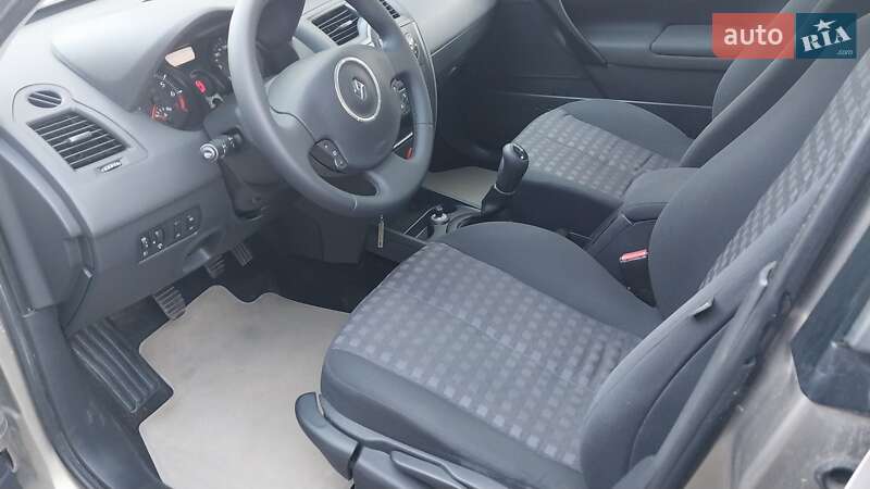 Седан Renault Megane 2008 в Ходорове