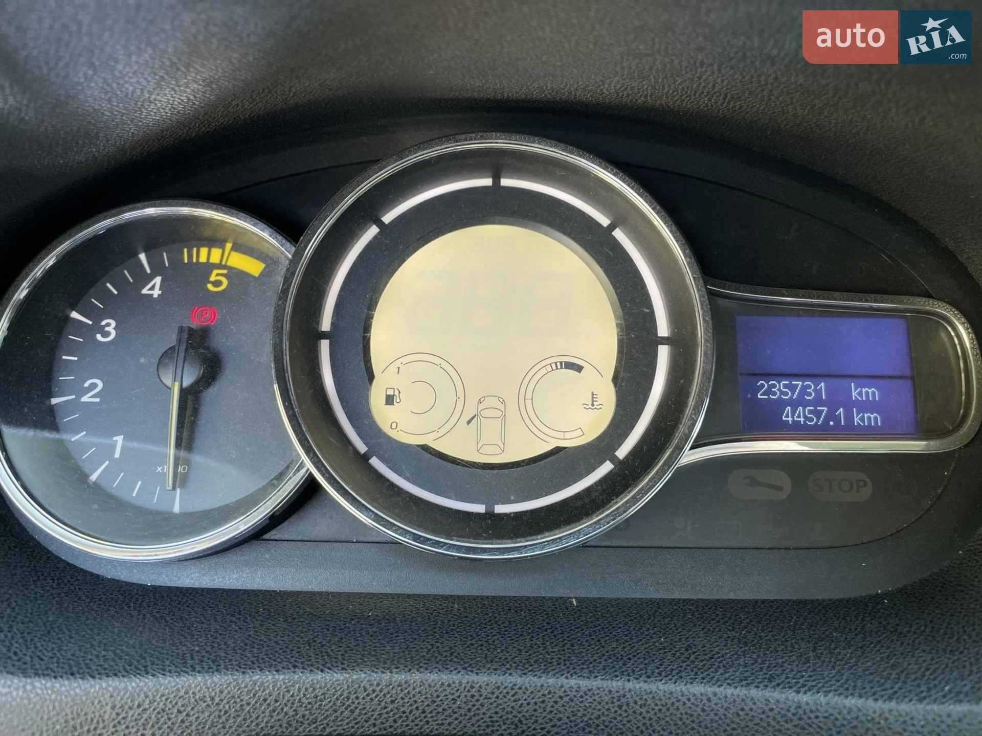 2010 Renault Megane - мініатюра 8