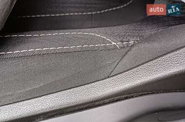 Універсал Renault Megane 2017 в Любарі