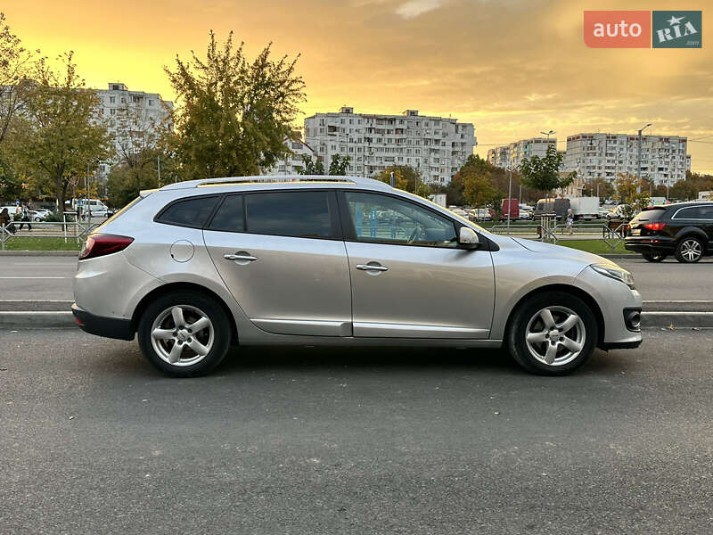 Универсал Renault Megane 2014 в Николаеве фото 7 Универсал Renault Megane 2014 в Николаеве