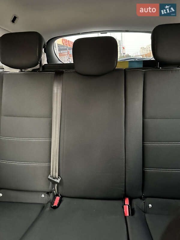 Универсал Renault Megane 2014 в Николаеве фото 27 Универсал Renault Megane 2014 в Николаеве