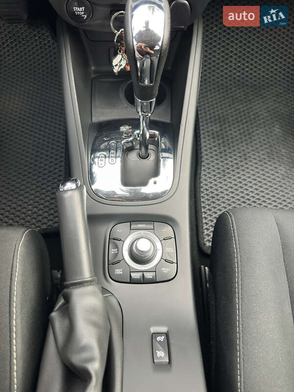 Универсал Renault Megane 2014 в Николаеве фото 48 Универсал Renault Megane 2014 в Николаеве