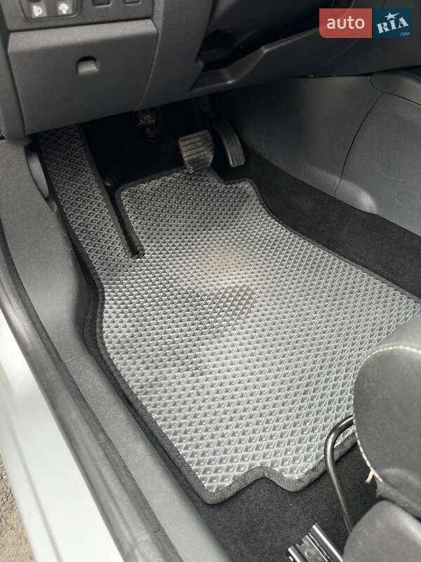 Универсал Renault Megane 2014 в Николаеве фото 55 Универсал Renault Megane 2014 в Николаеве