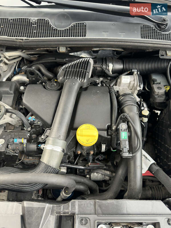 Универсал Renault Megane 2014 в Николаеве фото 66 Универсал Renault Megane 2014 в Николаеве