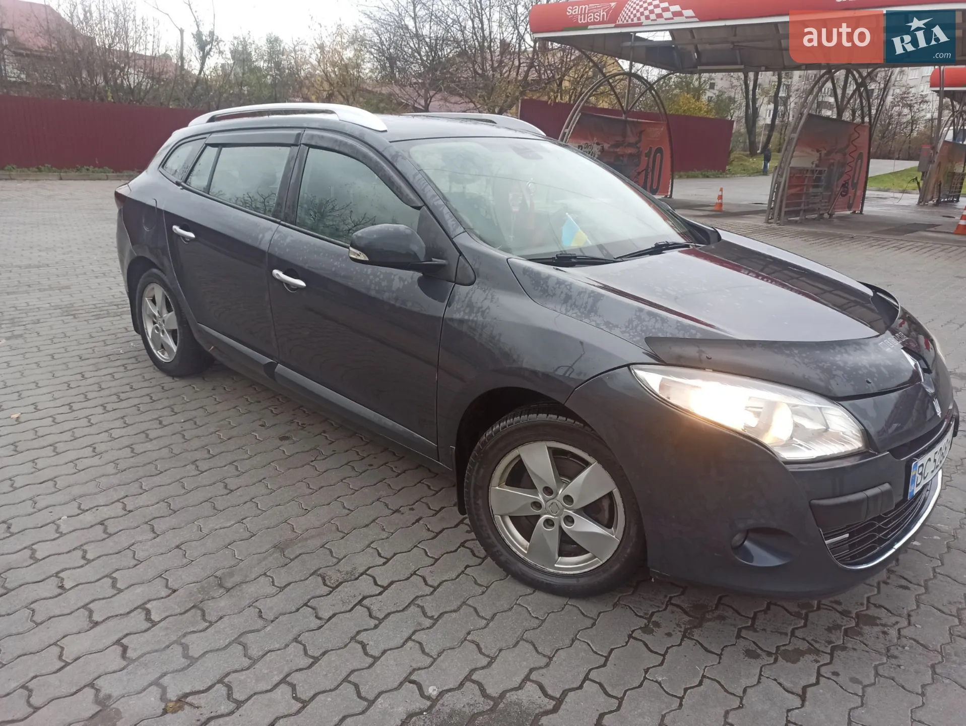 2010 Renault Megane - мініатюра 3