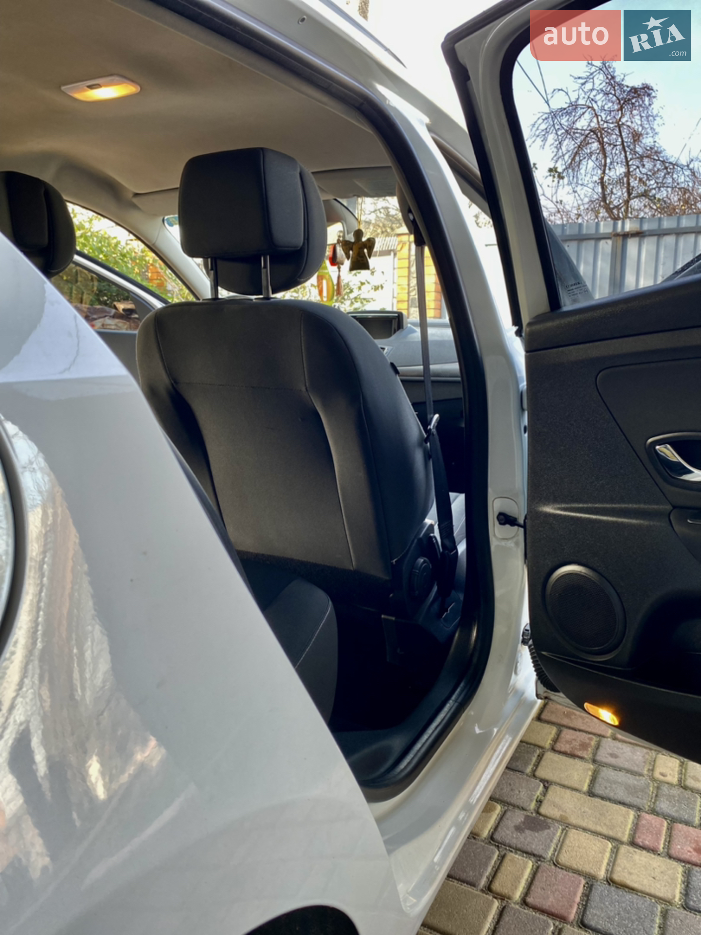 2012 Renault Megane - мініатюра 18