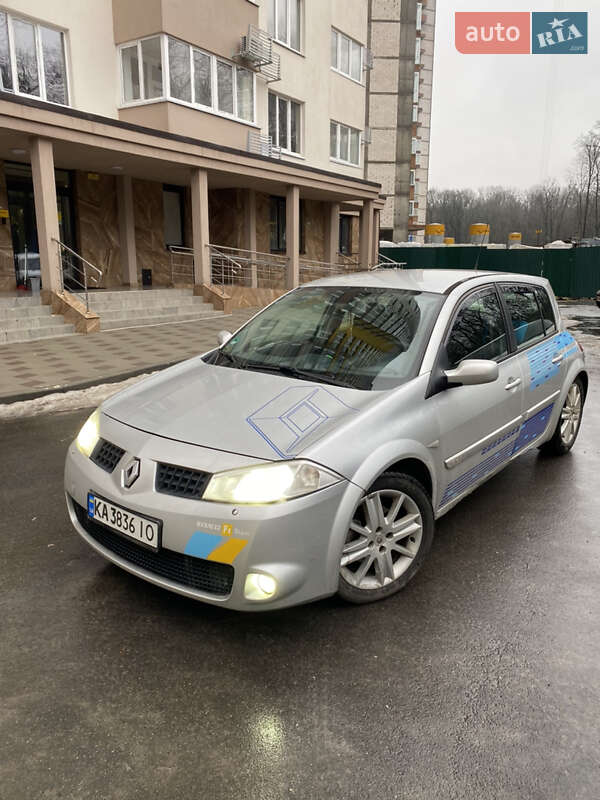 Хэтчбек Renault Megane 2006 в Киеве