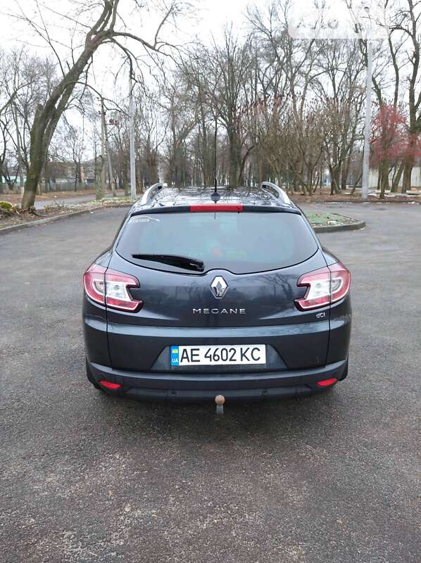 Универсал Renault Megane 2013 в Синельниково