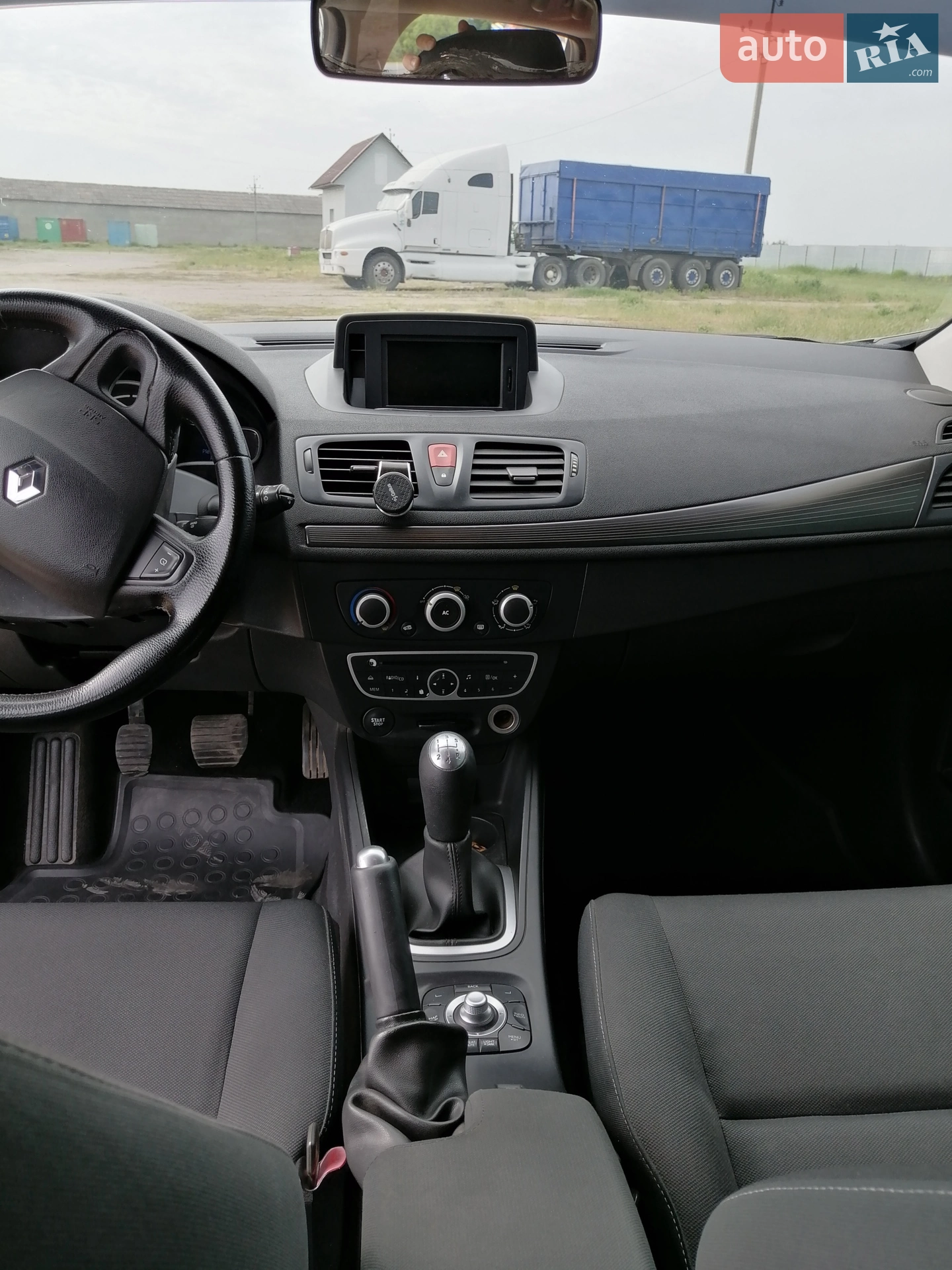 2010 Renault Megane - мініатюра 3