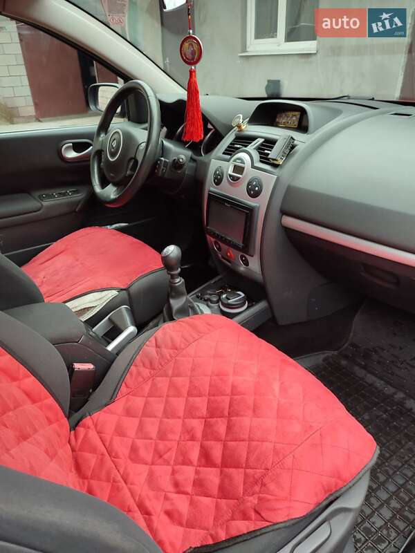 Универсал Renault Megane 2008 в Каменском фото 15 Универсал Renault Megane 2008 в Каменском