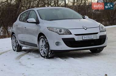 Хетчбек Renault Megane 2012 в 