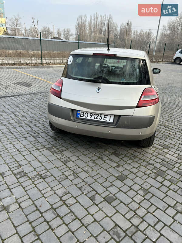 Хэтчбек Renault Megane 2006 в Каменском