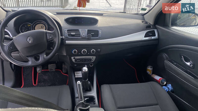 Хэтчбек Renault Megane 2012 в Старом Самборе