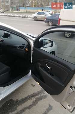 Универсал Renault Megane 2011 в 