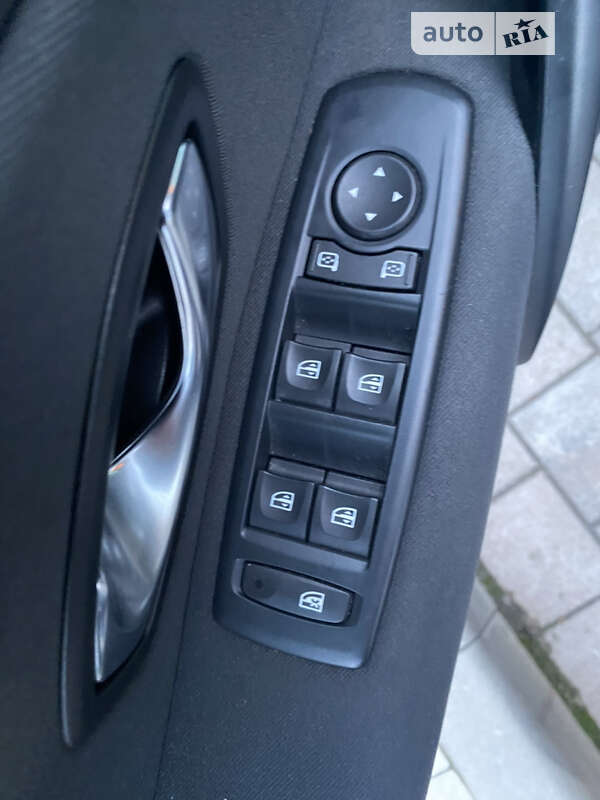 Універсал Renault Megane 2010 в Ужгороді