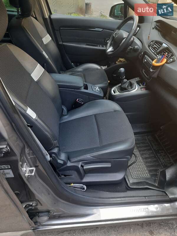 Універсал Renault Megane 2012 в Дніпрі