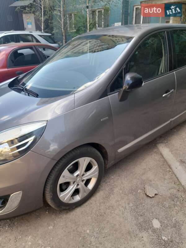 Універсал Renault Megane 2012 в Дніпрі