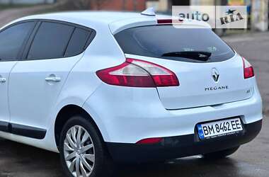 Хэтчбек Renault Megane 2013 в Ромнах
