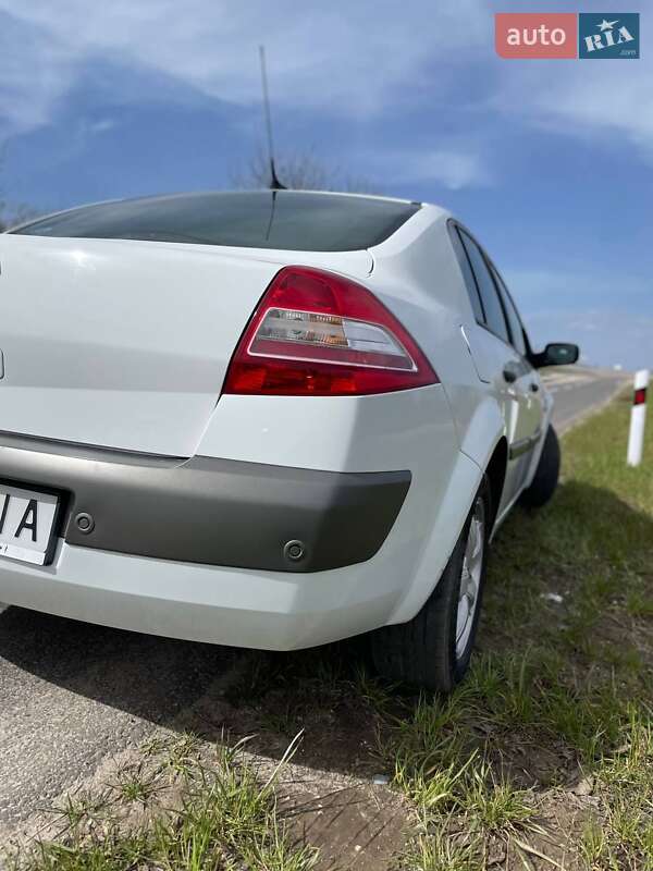Седан Renault Megane 2008 в Дубно