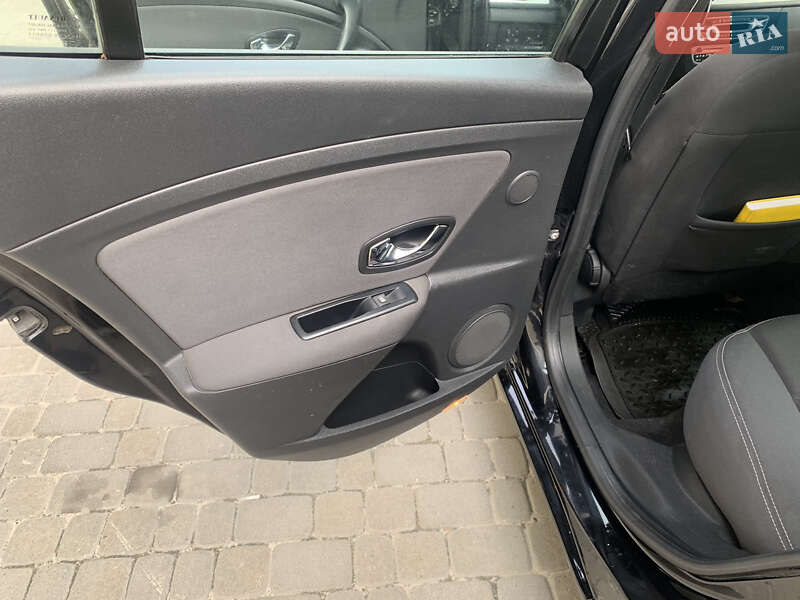 Хетчбек Renault Megane 2012 в Тернополі