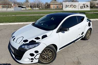 Купе Renault Megane 2011 в Малій Висці