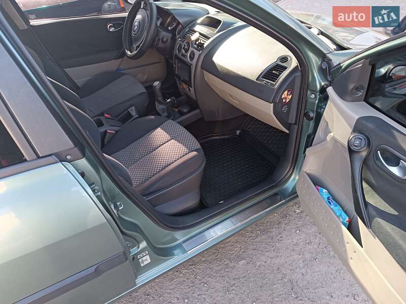 Седан Renault Megane 2004 в Шаргороді